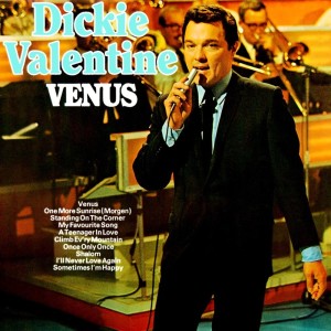 收聽Dickie Valentine的Venus歌詞歌曲