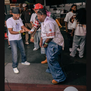 default playlist img