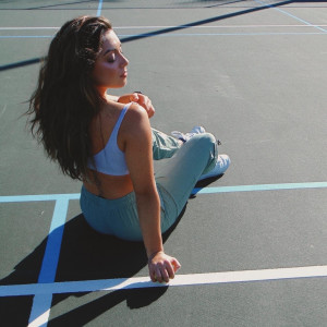 default playlist img