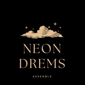 ดาวน์โหลดและฟังเพลง Neon Dreams พร้อมเนื้อเพลงจาก Assemble