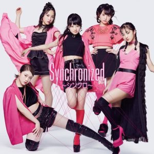 ดาวน์โหลดและฟังเพลง Synchronized พร้อมเนื้อเพลงจาก Fairies