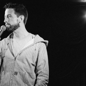 Neal Brennan ดาวน์โหลดและฟังเพลงฮิตจาก Neal Brennan