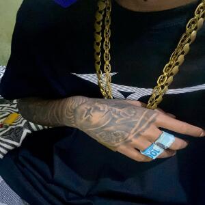 default playlist img