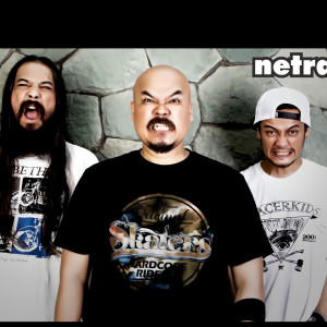 Album Versus from Netral