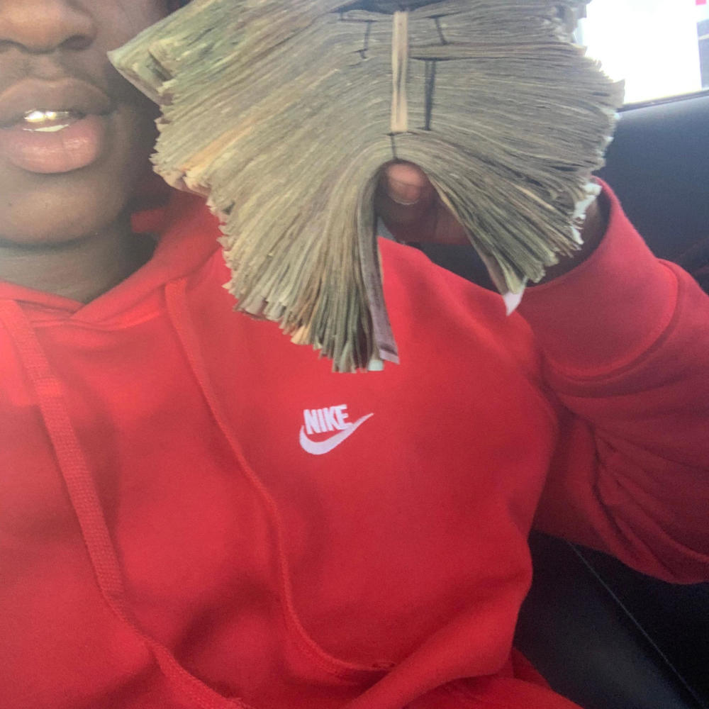 Let me kno sum (feat. Zavy50) (Explicit)
