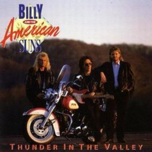 收聽Billy And The American Suns的Midnight Blue歌詞歌曲