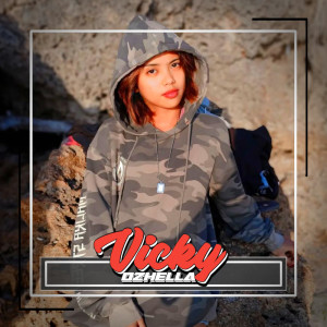 Vicky Ozhella的专辑Dj Si Paling Halu Full Bass (-)