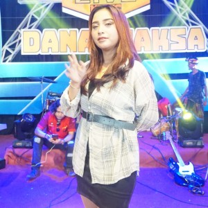 Listen to Lir Pedhote Banyu song with lyrics from Dini Kurnia