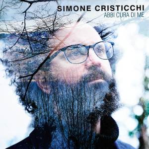 收聽Simone Cristicchi的Studentessa universitaria歌詞歌曲