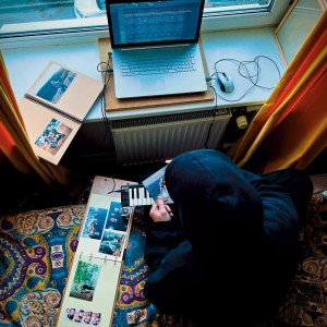 default playlist img