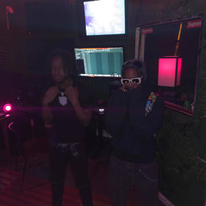 default playlist img