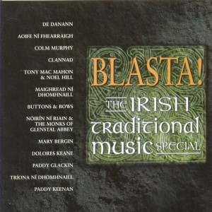 ดาวน์โหลดและฟังเพลง The Wee Lass on the Brae พร้อมเนื้อเพลงจาก Triona Ní Dhomhnaill