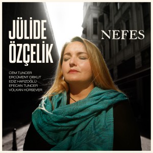 ดาวน์โหลดและฟังเพลง Renkli Düşler พร้อมเนื้อเพลงจาก Jülide Özçelik