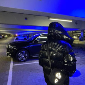 收聽Spokpuika的Galerija (feat. Misovo & Lucifers) (Explicit)歌詞歌曲