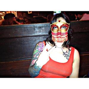 收聽Akris的Dont Notice歌詞歌曲