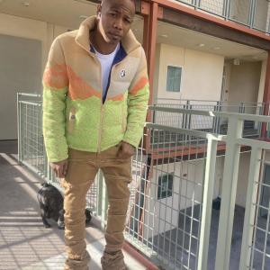 收聽TBLEu的GoHn (Explicit)歌詞歌曲