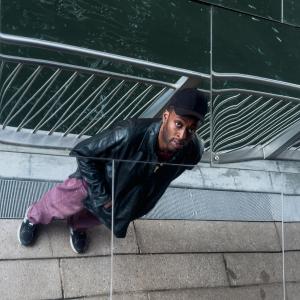 ดาวน์โหลดและฟังเพลง Level 4 Clearance พร้อมเนื้อเพลงจาก the Gtw