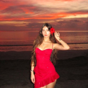 收聽Bruxao'Zera的Red Dress歌詞歌曲