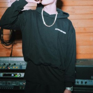 Listen to KIRBY X STRANGEHUMAN song with lyrics from StrangeHuman