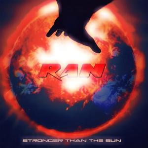 Dengarkan Stronger Than The Sun lagu dari RAN dengan lirik