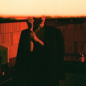 ดาวน์โหลดและฟังเพลง Velvet พร้อมเนื้อเพลงจาก Nancy Khadra