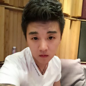 Listen to 纪念 song with lyrics from MC喜鹊
