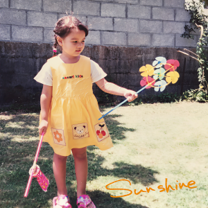 ดาวน์โหลดและฟังเพลง Sunshine พร้อมเนื้อเพลงจาก Anly