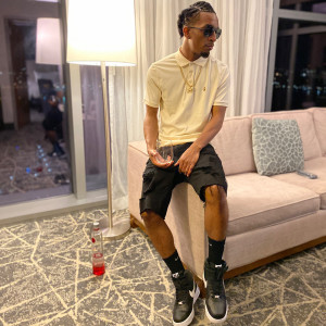 Listen to Humble (Explicit) song with lyrics from Jay Smallz
