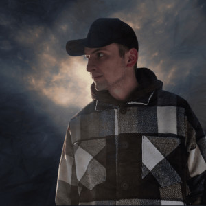 Listen to Ich song with lyrics from Nvmd