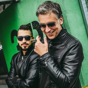 Album Velik Je Ta Svet from Jan Plestenjak