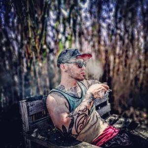 ดาวน์โหลดและฟังเพลง Diles Que Tu Eres Mia พร้อมเนื้อเพลงจาก Bogar-T