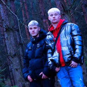 收聽Young Cap的Život Bolí (Explicit)歌詞歌曲