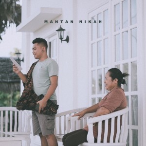 Dengarkan lagu Mantan Nikah nyanyian Near dengan lirik