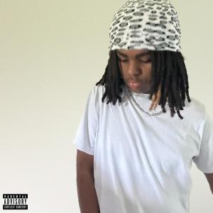 收聽Xayah Offcail的Easy (Explicit)歌詞歌曲