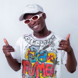 Listen to Já Fumei Djamba (Explicit) song with lyrics from Crazy Baby Produções