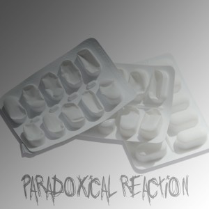 ดาวน์โหลดและฟังเพลง Paradoxical Reaction พร้อมเนื้อเพลงจาก 석류
