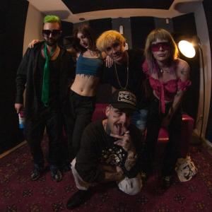 收聽Philip Solo的Nueve (Explicit)歌詞歌曲