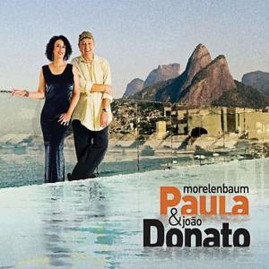 收聽Paula Morelenbaum的TUDO TEM歌詞歌曲