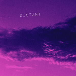 Dengarkan lagu Distant nyanyian Tate McRae dengan lirik