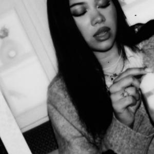 收聽Natalie Chludz的what's up (sped up)歌詞歌曲