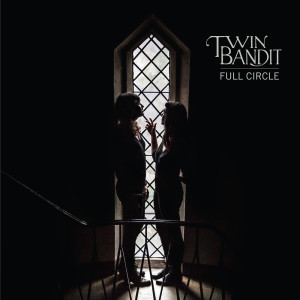 ดาวน์โหลดและฟังเพลง Little Big Lies พร้อมเนื้อเพลงจาก Twin Bandit