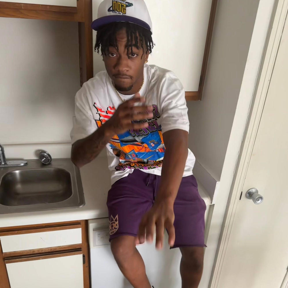 MobilePhone (feat. Kv) (Explicit)