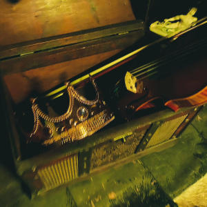 Alex Petrou的專輯The King Shall Not Fall (Explicit)