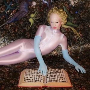 收聽Salvia的Money歌詞歌曲