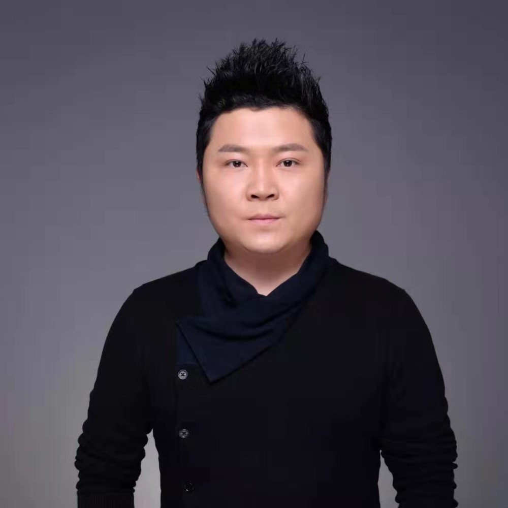 李昂