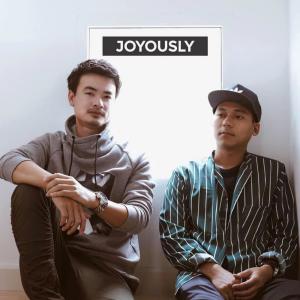 ดาวน์โหลดและฟังเพลง ถ้าเขายังไม่เลือกเธอ พร้อมเนื้อเพลงจาก Joyously