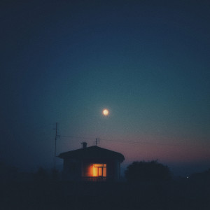 After Hours的專輯warmth of home