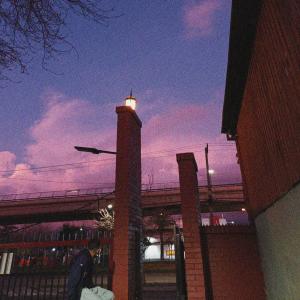 ดาวน์โหลดและฟังเพลง Enero พร้อมเนื้อเพลงจาก Starless