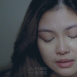 Dengarkan ฤดูหนัน lagu dari Graf Rathakan dengan lirik