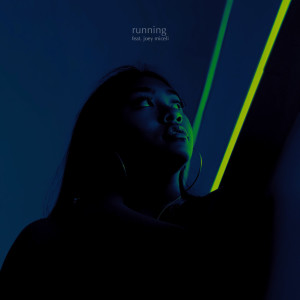 Dengarkan Running (Remix) lagu dari Jazzy Cadiente dengan lirik